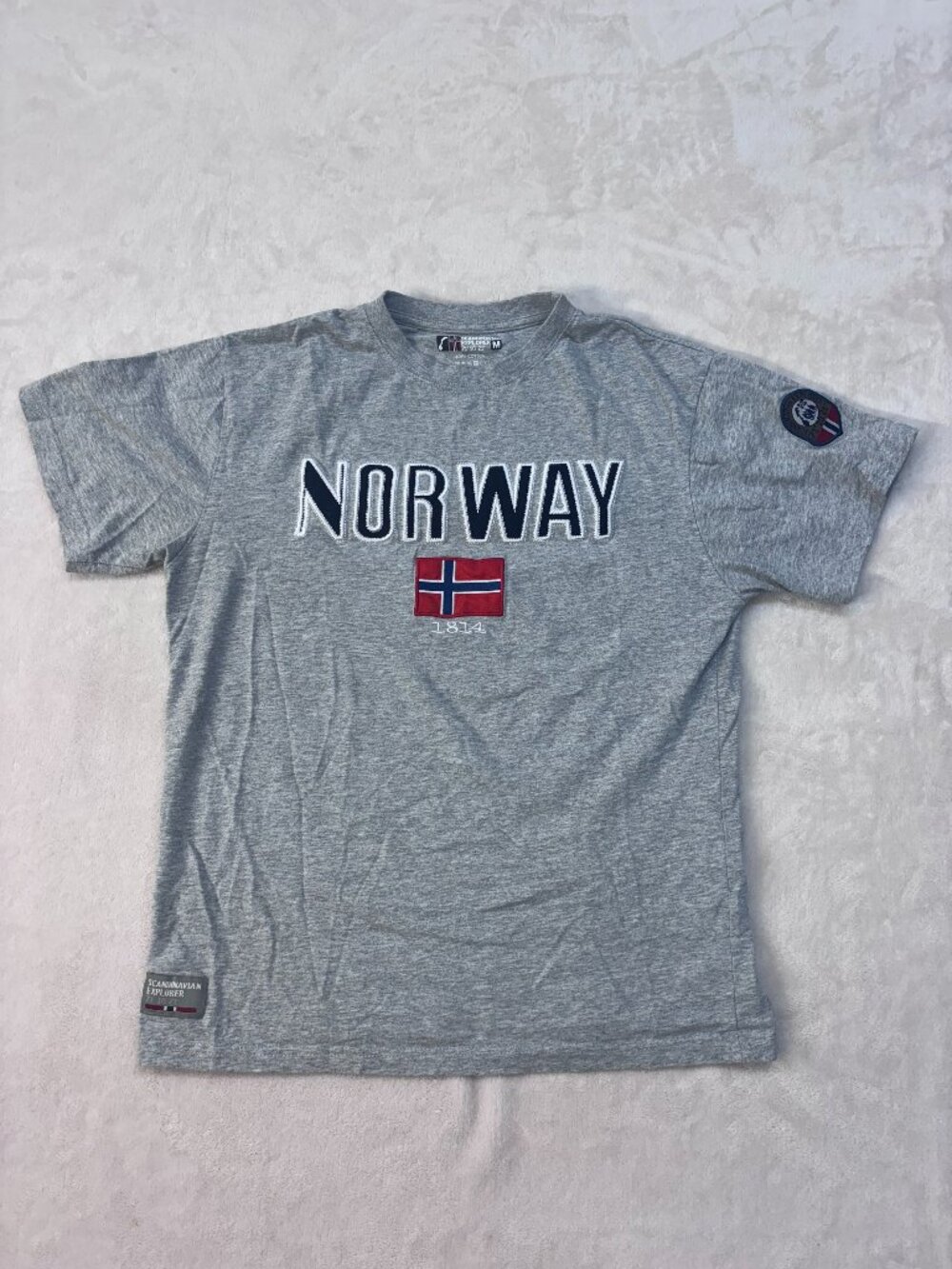 Scandinavian Explorer "Norway" T-Shirt --- Size: Medium --- Amazing Condition!!